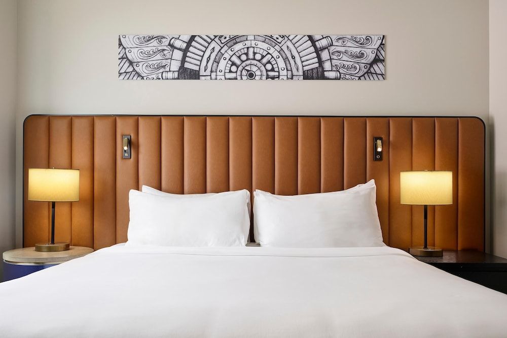 Arlo Chicago Room, 1 King Bed 2