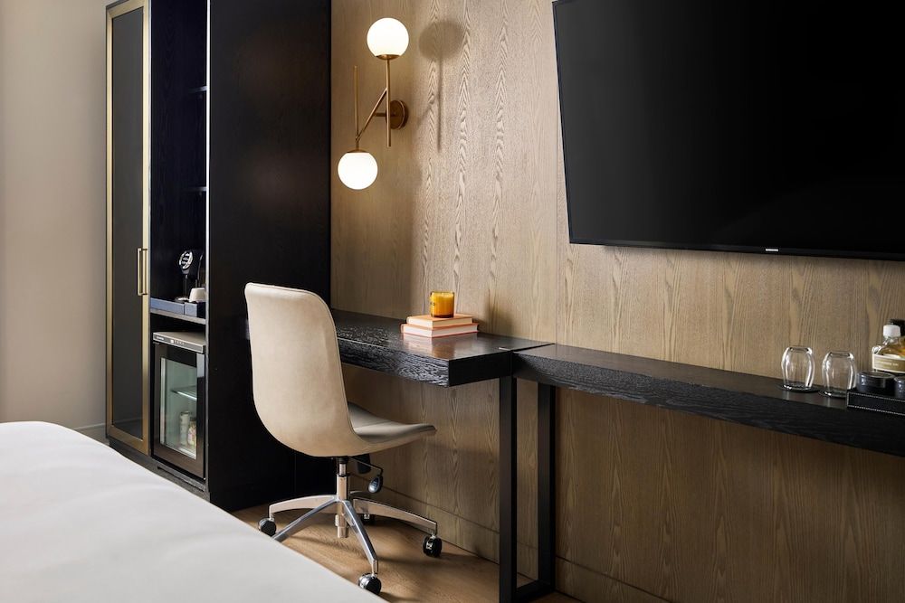 undefined Arlo Chicago 2