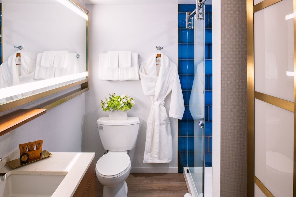 undefined Le Méridien Essex Chicago 8