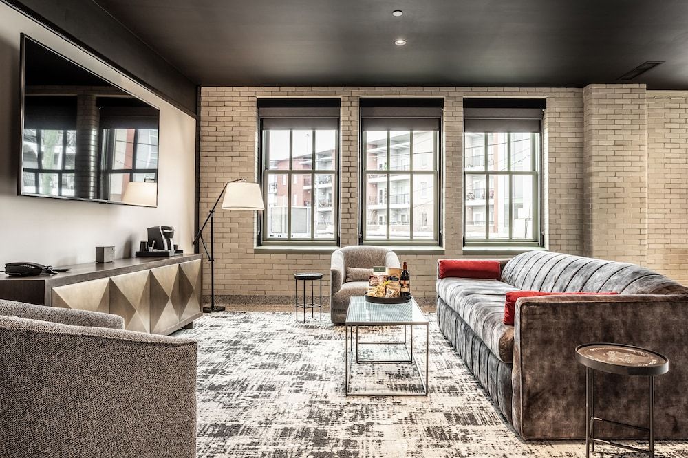 Bottleworks Hotel Priestly Suite 13