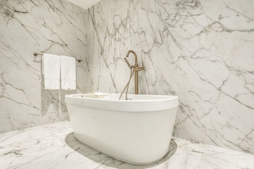 Bottleworks Hotel Priestly Suite 10