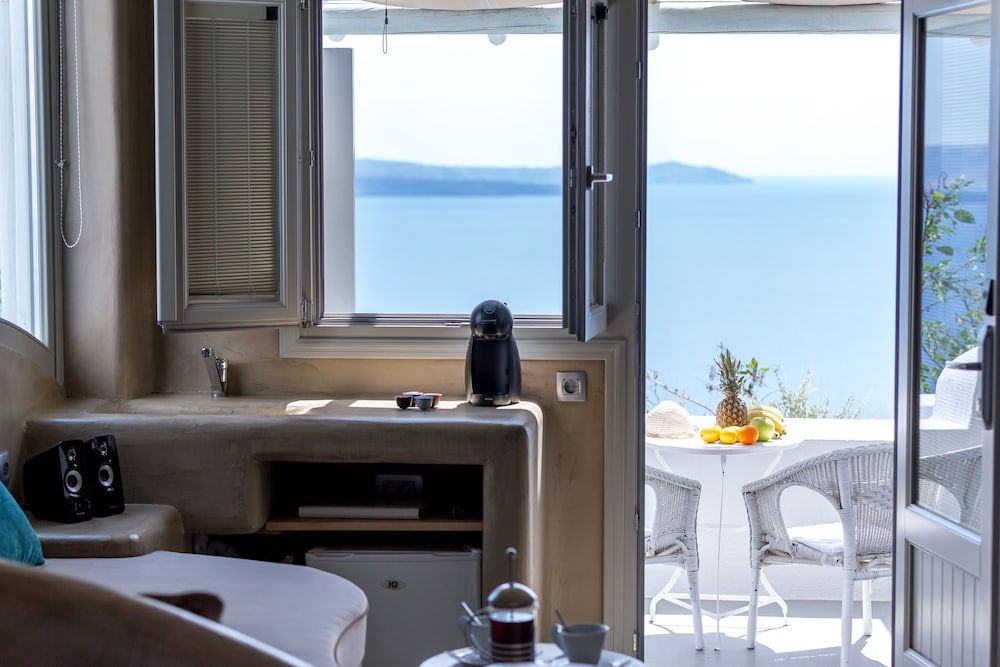 undefined La Perla Villas and Suites - Adults Only 8