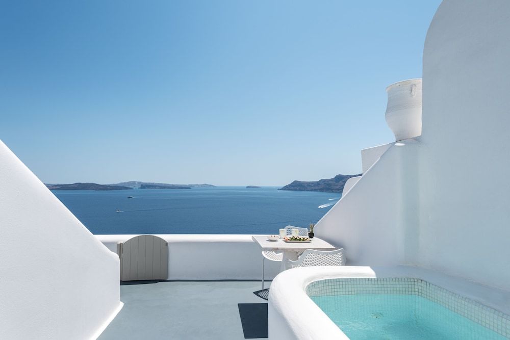 undefined La Perla Villas and Suites - Adults Only