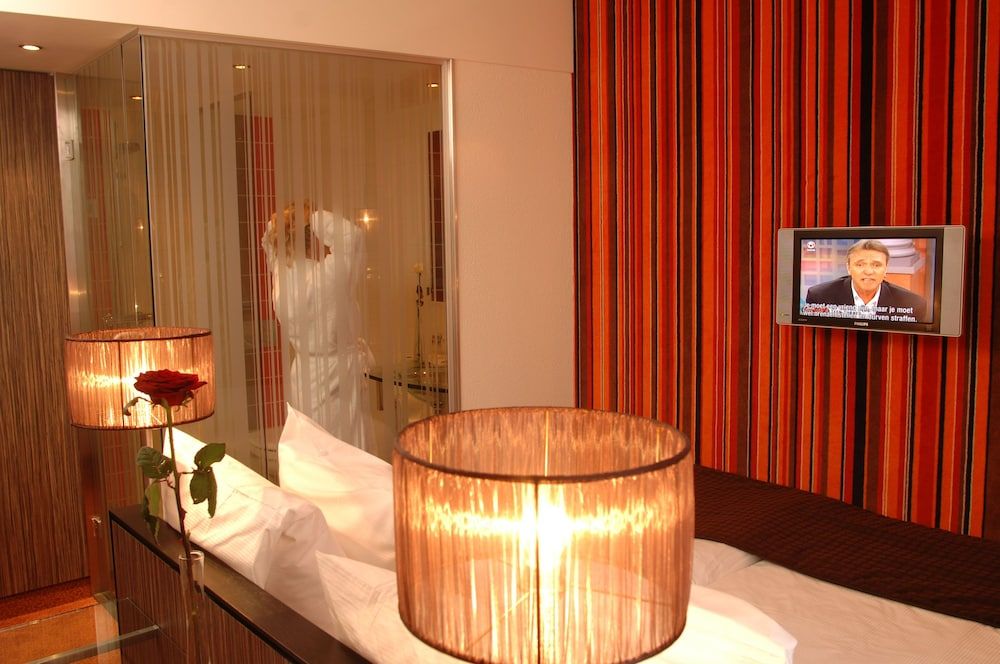 WestCord City Centre Hotel Amsterdam Standard Double Room, Courtyard View 11