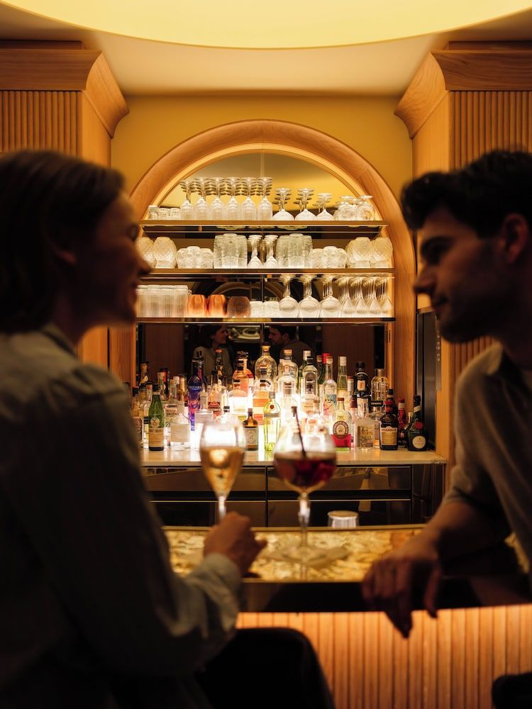 undefined 9Confidentiel 7