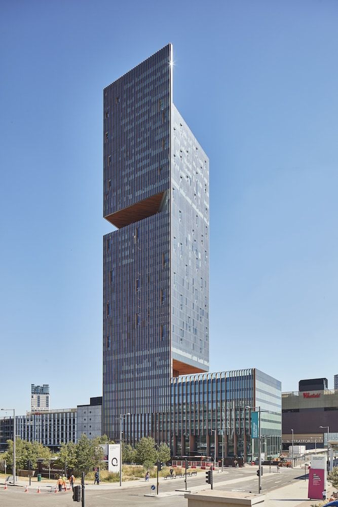 undefined The Stratford, Autograph Collection 4