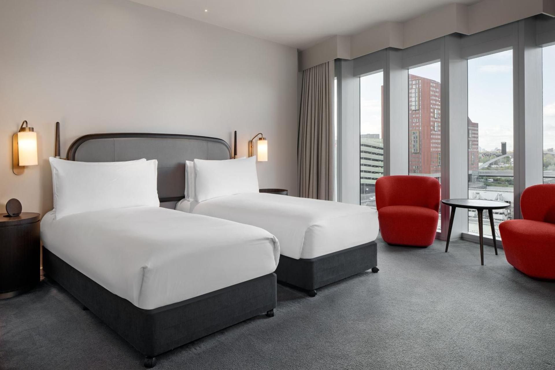Executive Room with Two Twin Beds and City View