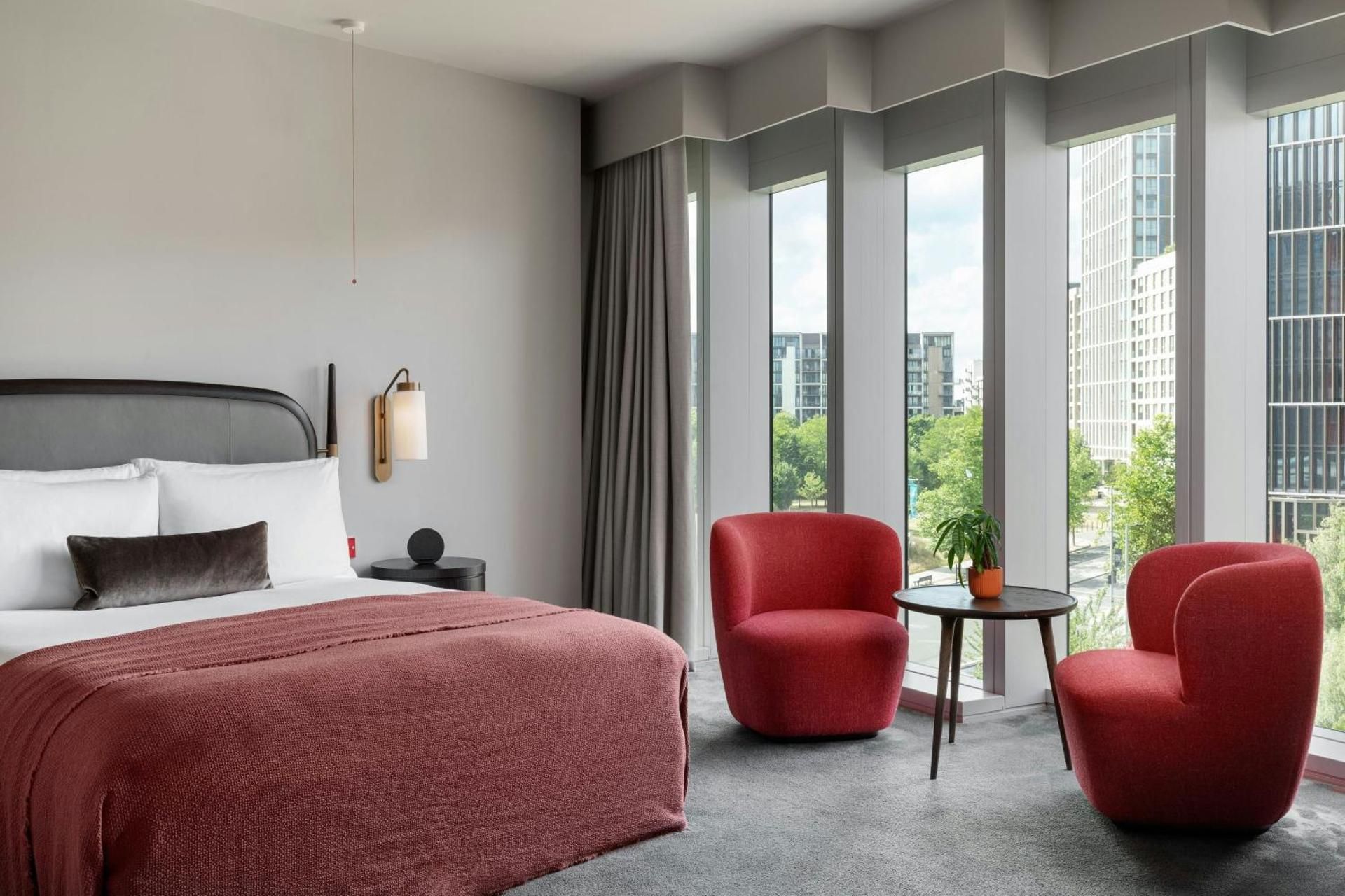 Fully Accessible Queen Room with City View