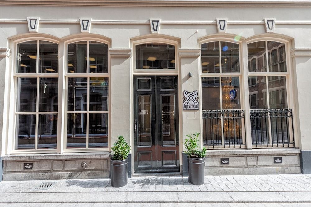 undefined Hotel V Nesplein 7