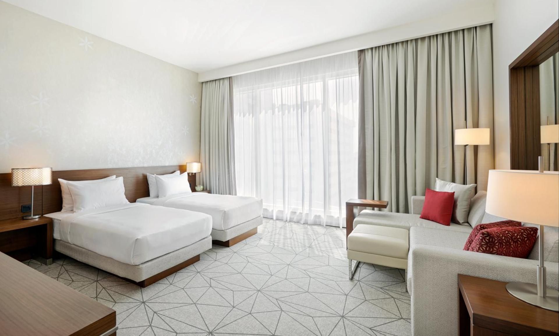 2 Twin Beds With Sofabed