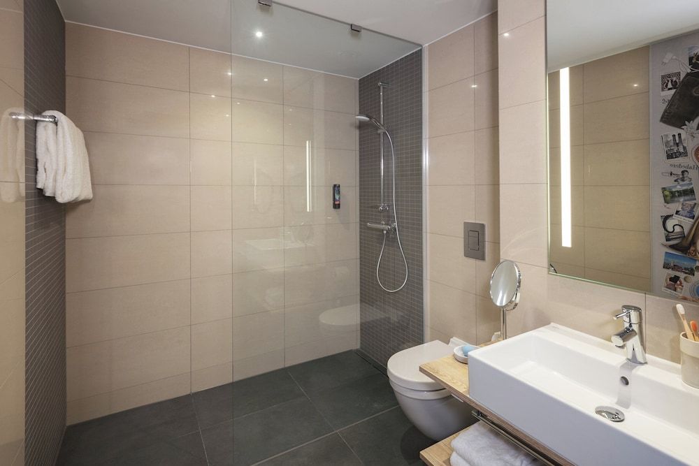 undefined Holiday Inn - the niu, Brass Munich Olympiapark by IHG 8