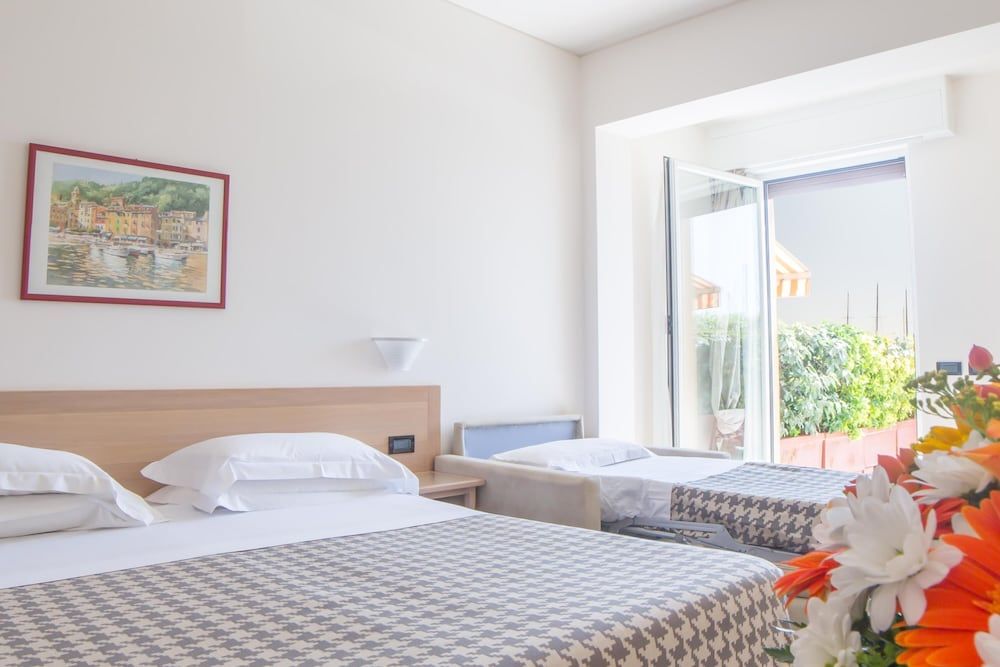 Triple Room, 1 Bedroom, Terrace, Sea View