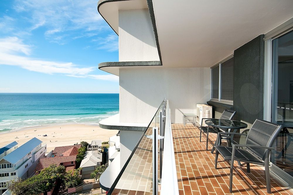 Sunbird Beach Resort 1 Bdrm Apartment Courtyard 5