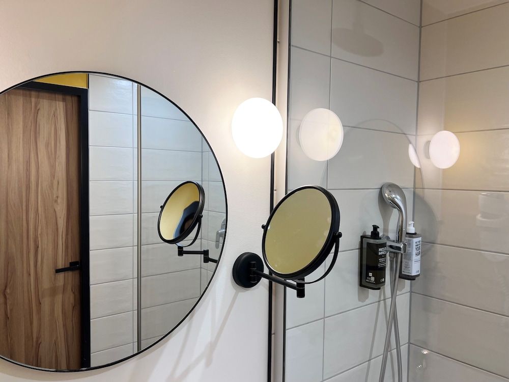 undefined ibis Styles Paris Meteor Avenue d'Italie 10