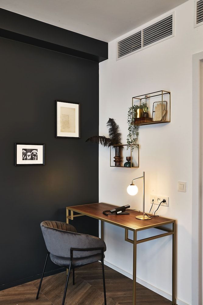 The Scott Hotel Brussels Standard Room 2