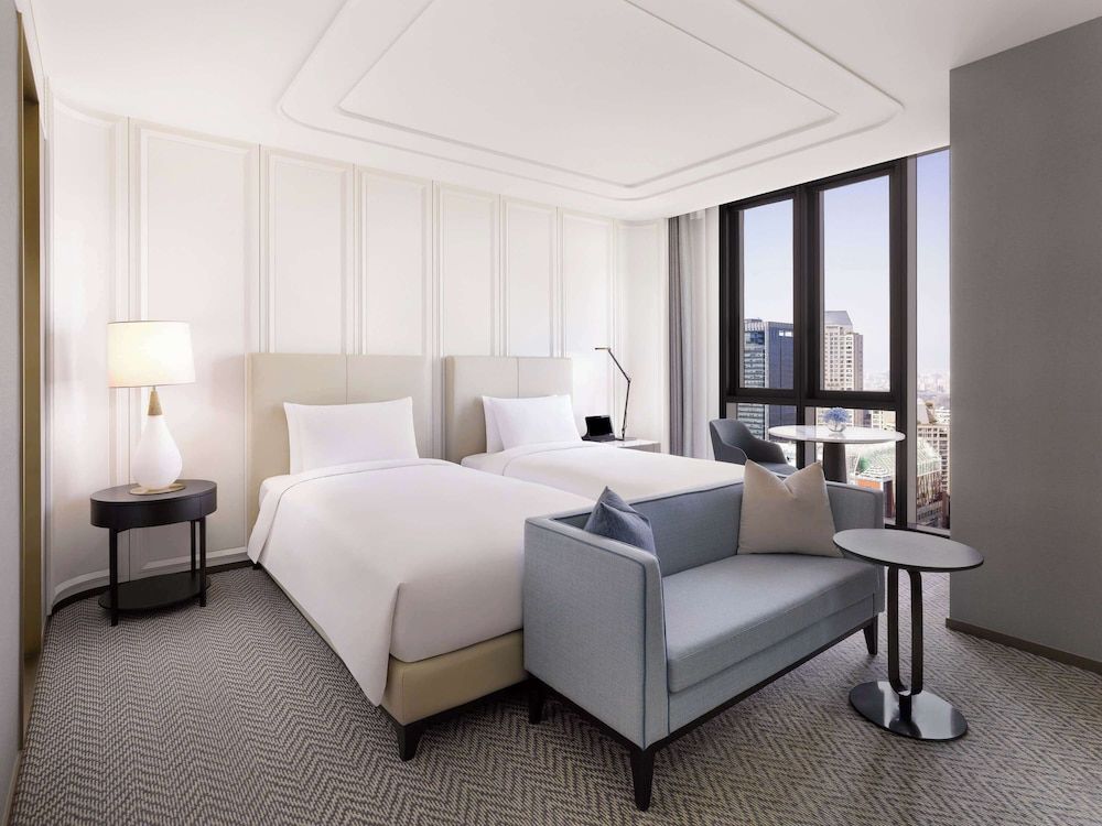 Sofitel Ambassador Seoul Hotel & Serviced Residences Luxury Room with 2 Single Beds 2