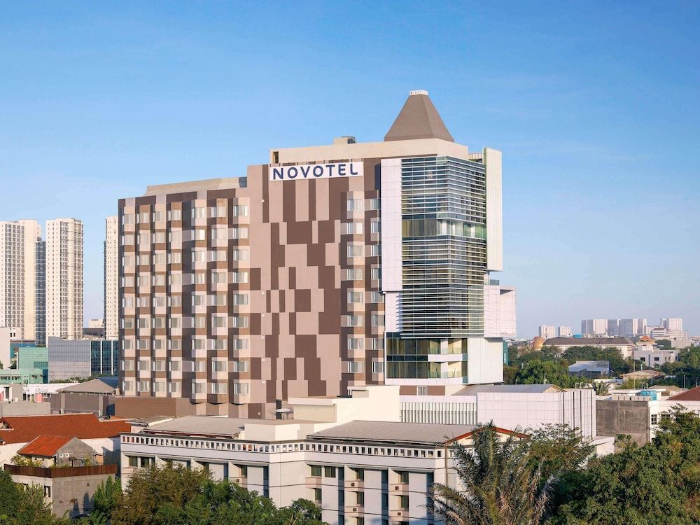 undefined Novotel Jakarta Cikini Hotel 7