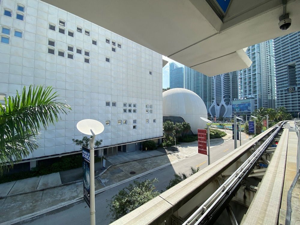 undefined Hotel Indigo Miami Brickell by IHG 7