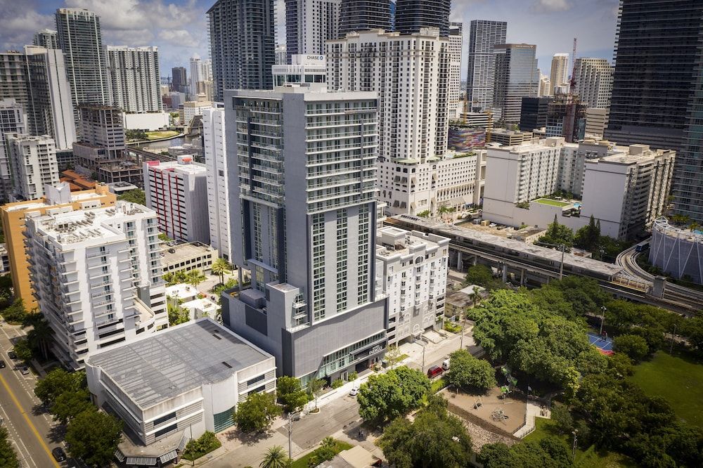 undefined Hotel Indigo Miami Brickell by IHG 8