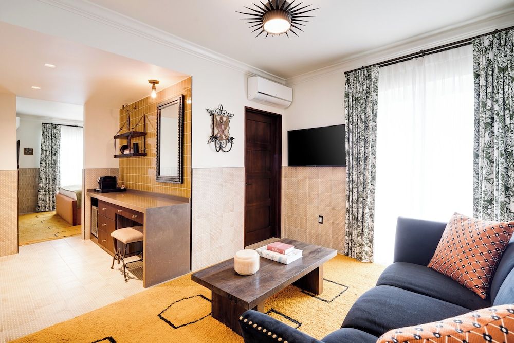 undefined Esmé Miami Beach 9