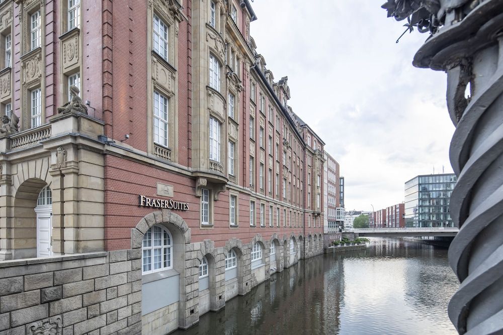 undefined Fraser Suites Hamburg 2