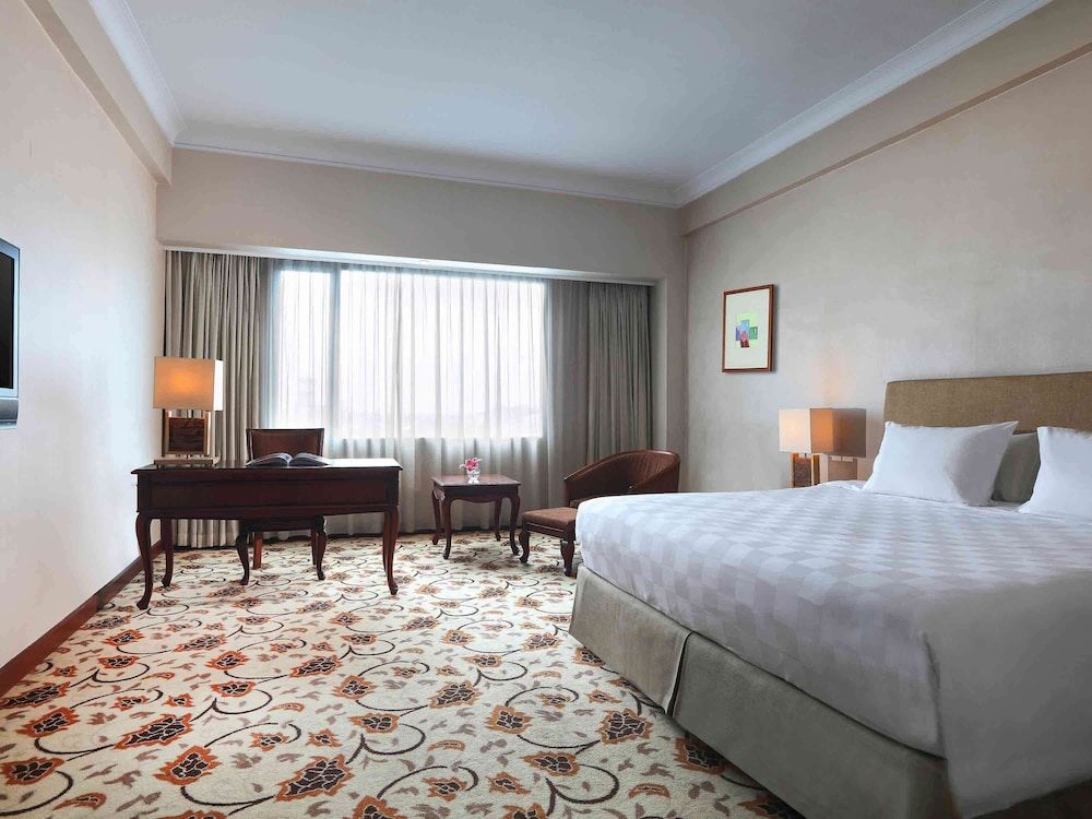 Deluxe Room, 1 King Bed