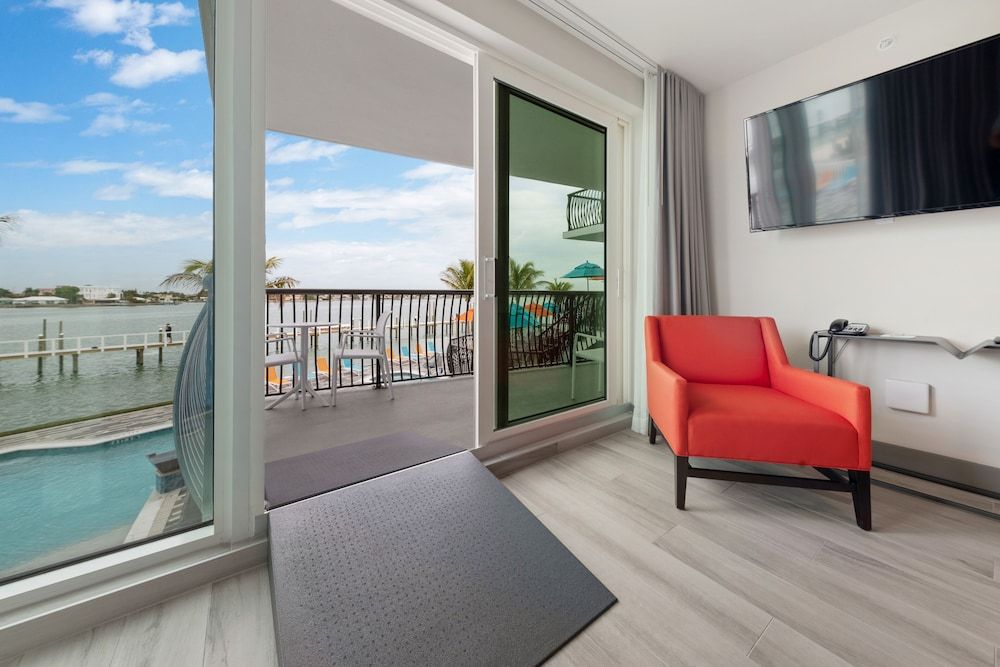 FUSION Resort Waterfront Suites Suite, 2 Bedrooms ADA, Bay View 8