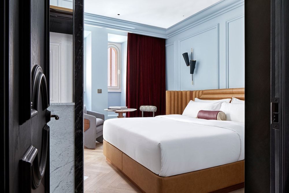 W Rome Room, 1 King Bed 2