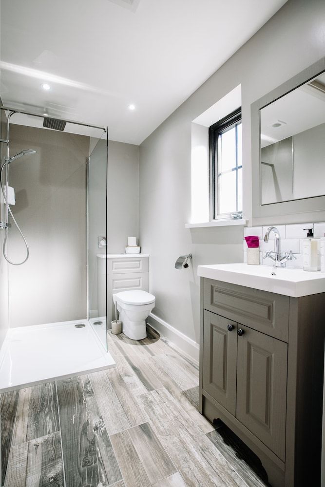 Lisnacurran Country House Superior Triple Room, Ensuite (The Ferguson Room) 3