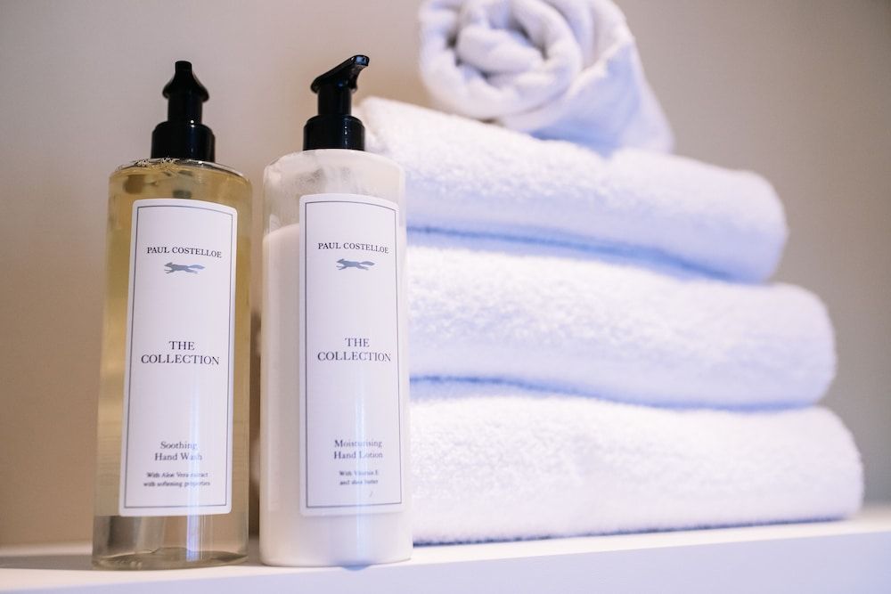 Lisnacurran Country House Suite, Ensuite (The Oriental Room) 4