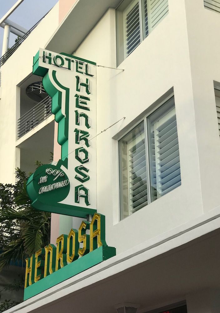 undefined Henrosa Hotel 3