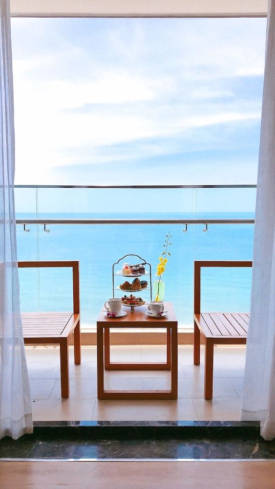 undefined TMS Hotel Da Nang Beach 7