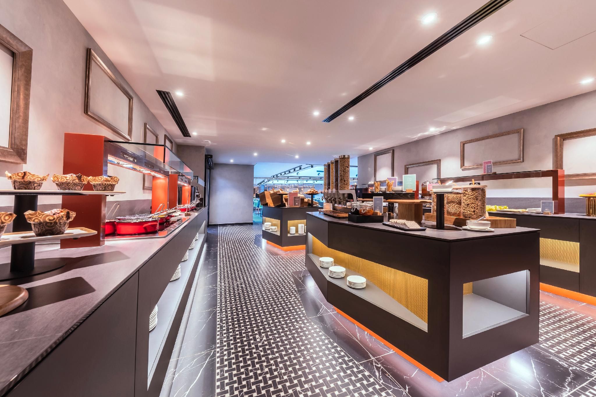 undefined Barcelo Budapest 8