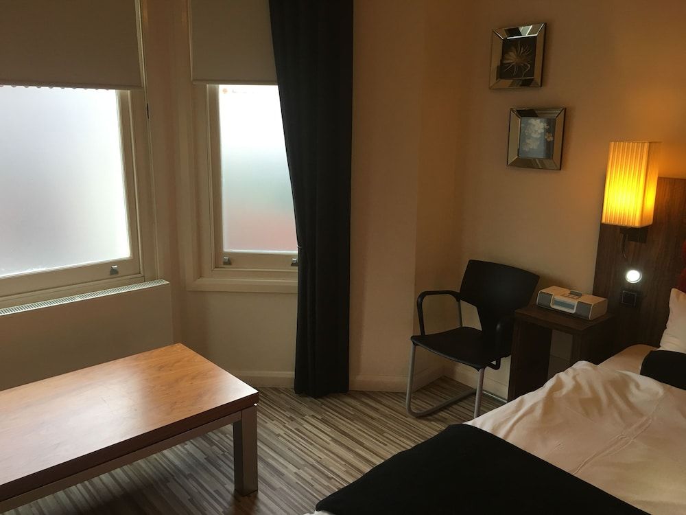 Simply Rooms & Suites Classic Double Room 16