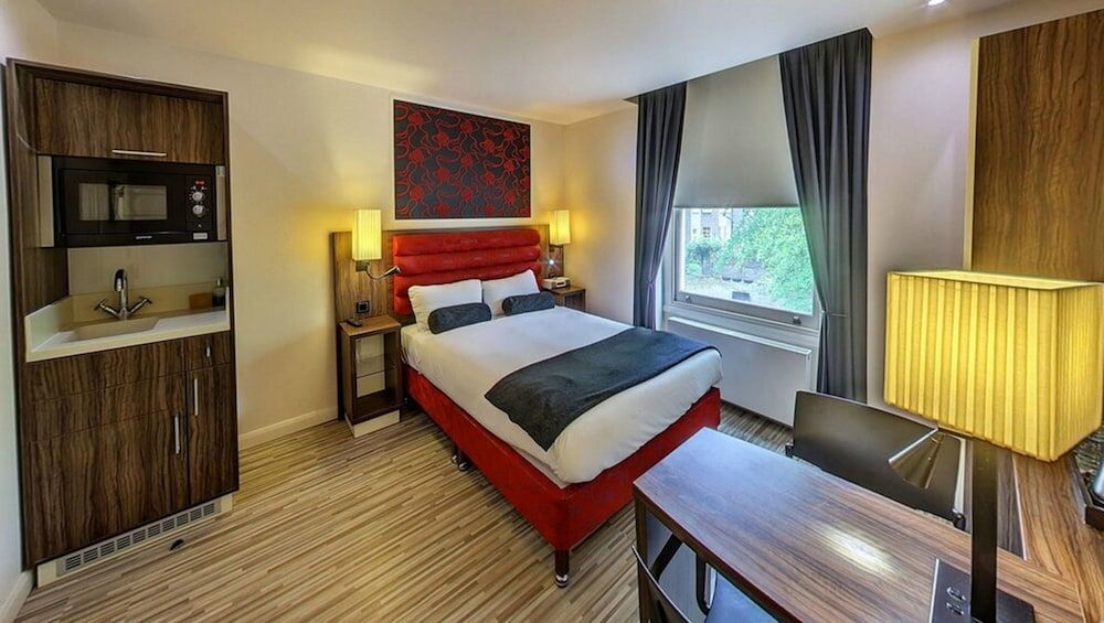 Simply Rooms & Suites Classic Double Room 7