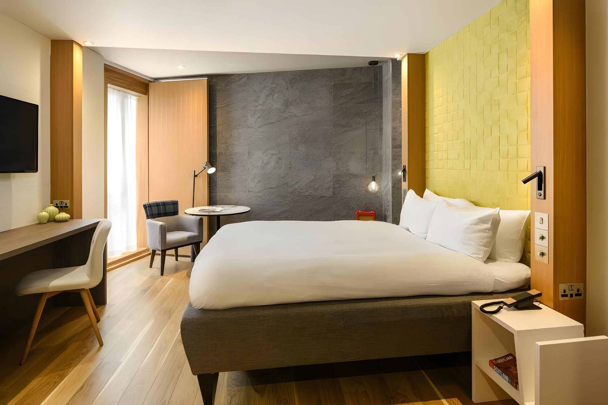 undefined Market Street Hotel 8