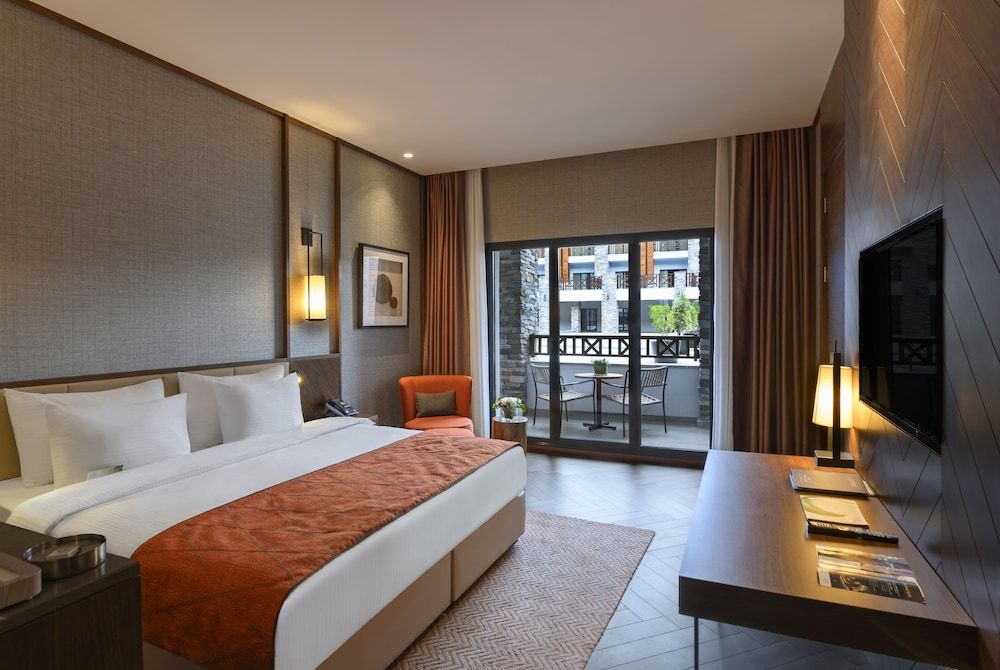 Elite World Grand Sapanca Deluxe Room with King Size Bed, Court Yard View 3