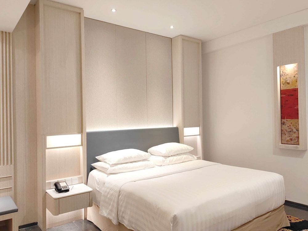 Superior Room, 1 King Bed