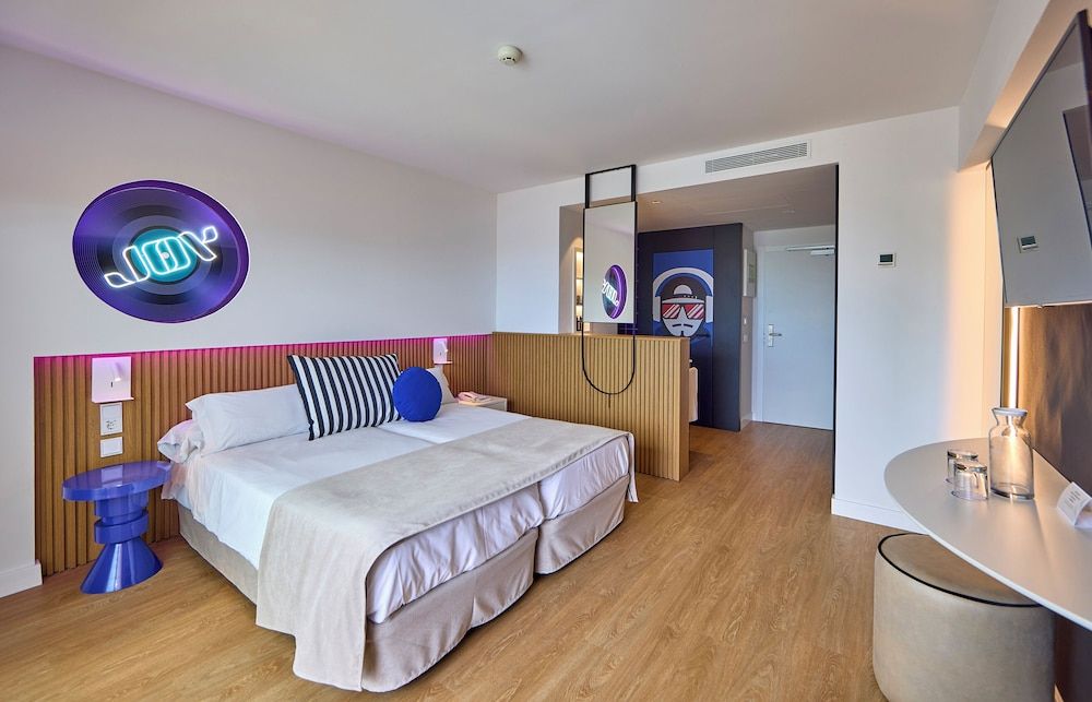 Double Room, Balcony, Sea View