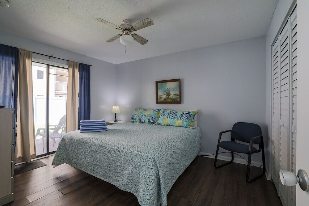 Coastal Waters Inn Comfort Suite 2