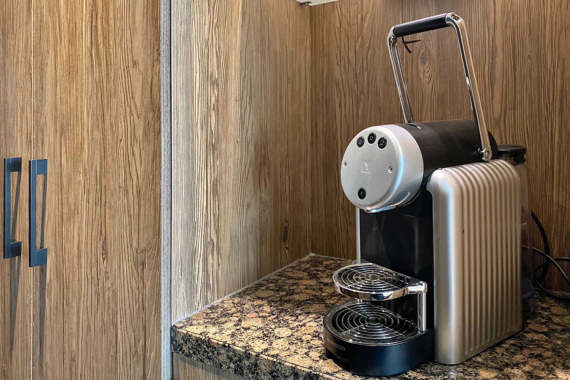 undefined XO Hotels Blue Tower 8