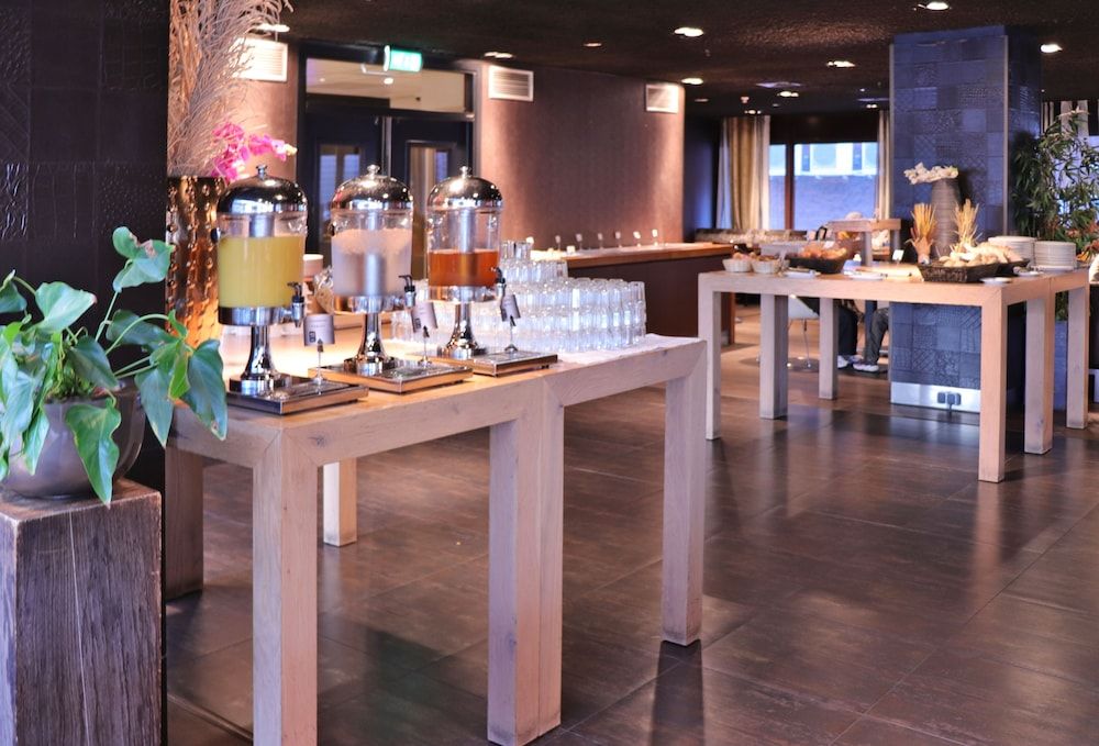 undefined XO Hotels Blue Tower 9