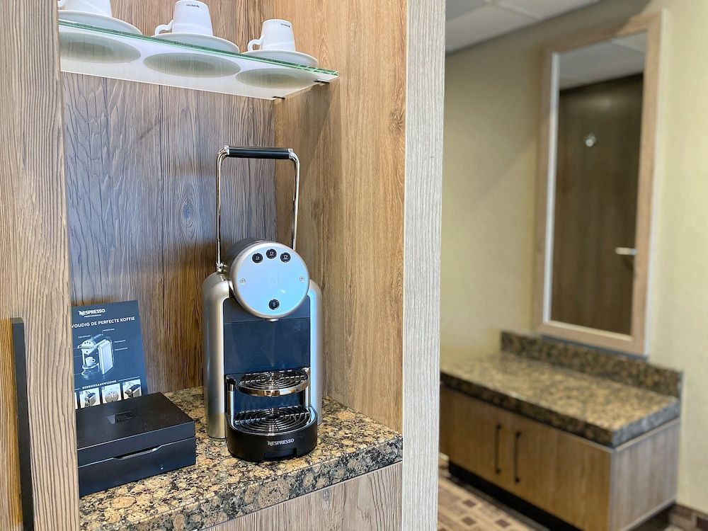 undefined XO Hotels Blue Tower 10