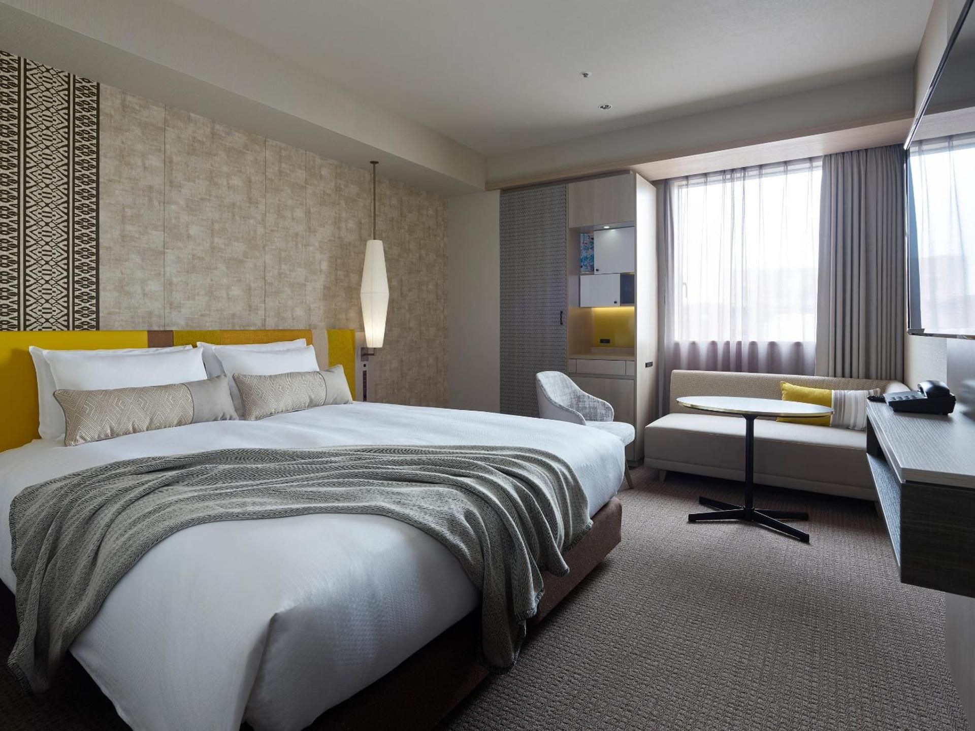 Superior - 1 King Bed