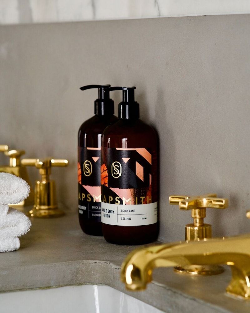 Hart Shoreditch Hotel London, Curio Collection by Hilton Room, 1 Queen Bed 4