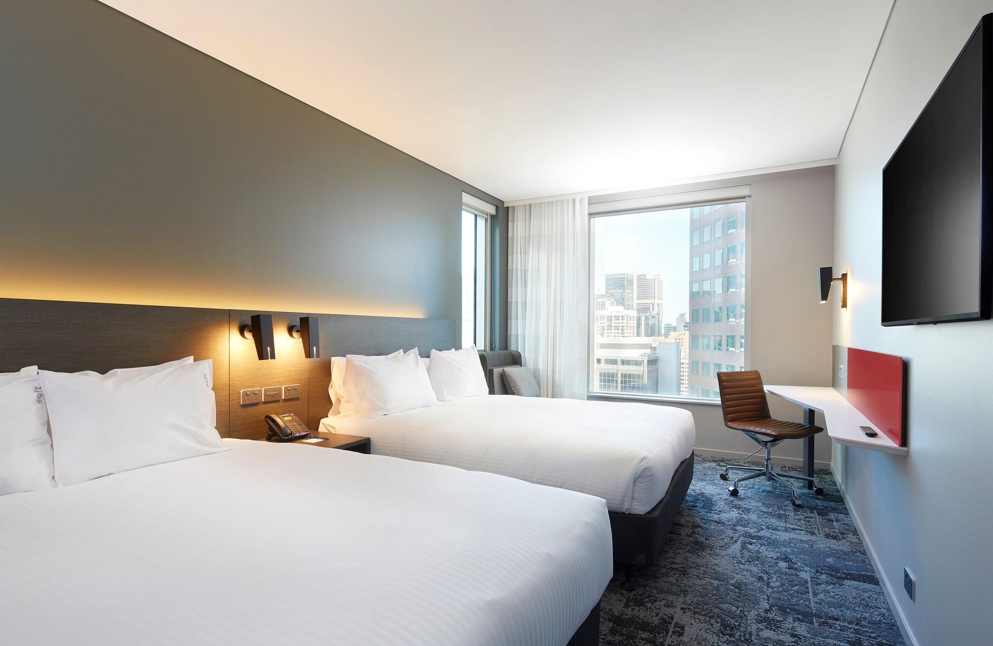 2 Queen Beds Standard with Free Breakfast