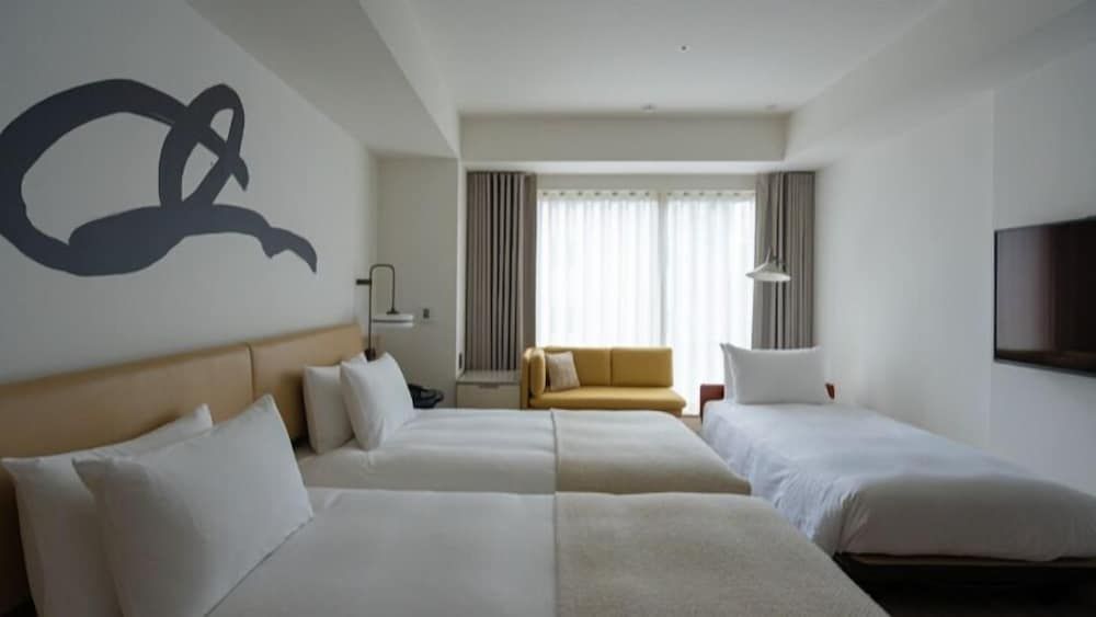 Corner Studio, 1 Twin, City View, Extra Bed