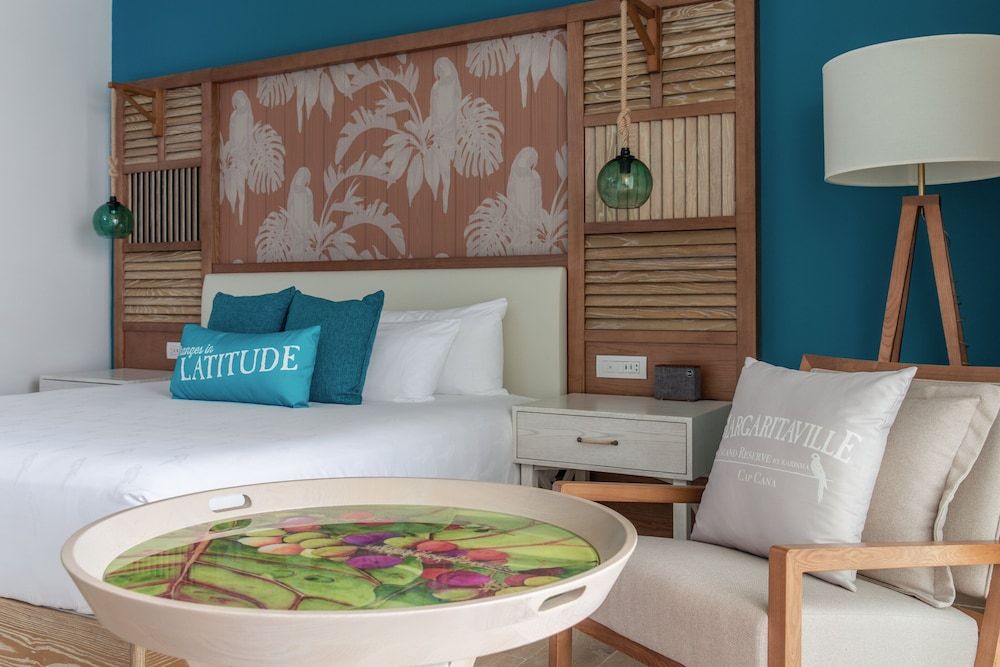 Room (Paradise)