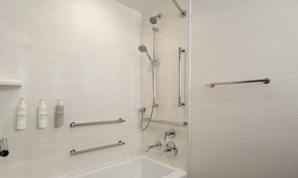 Hilton Garden Inn New York/Midtown Park Ave Room, 2 Double Beds 83