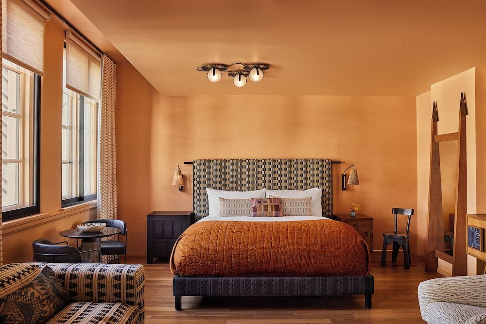 Junior Suite, 1 King Bed